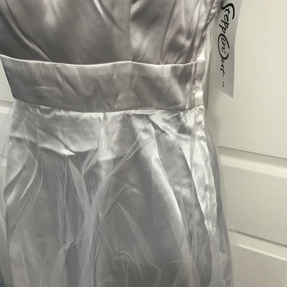 "HP - Best in Dresses 8/6!!" Steppin' Out Dress - Picture 3 of 6